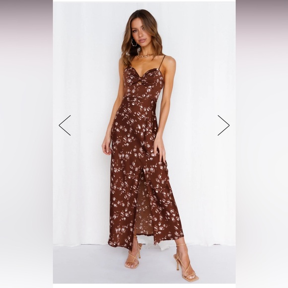HELLO MOLLY Gimme Whiplash Midi Dress - Picture 10 of 10